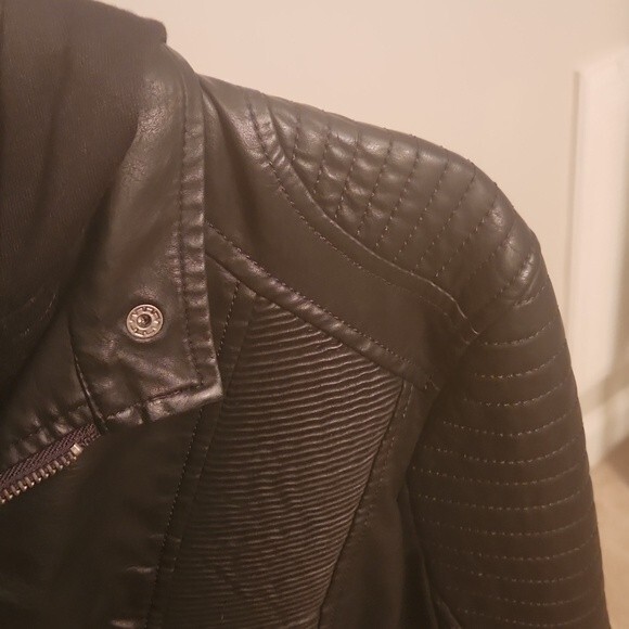 Coalition Black Faux Leather Jacket w/ Second Layer in Jacket (2 Layers) Size L - Picture 13 of 13